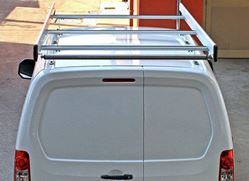 01_partner con portapaquetes equipado por Syncro México